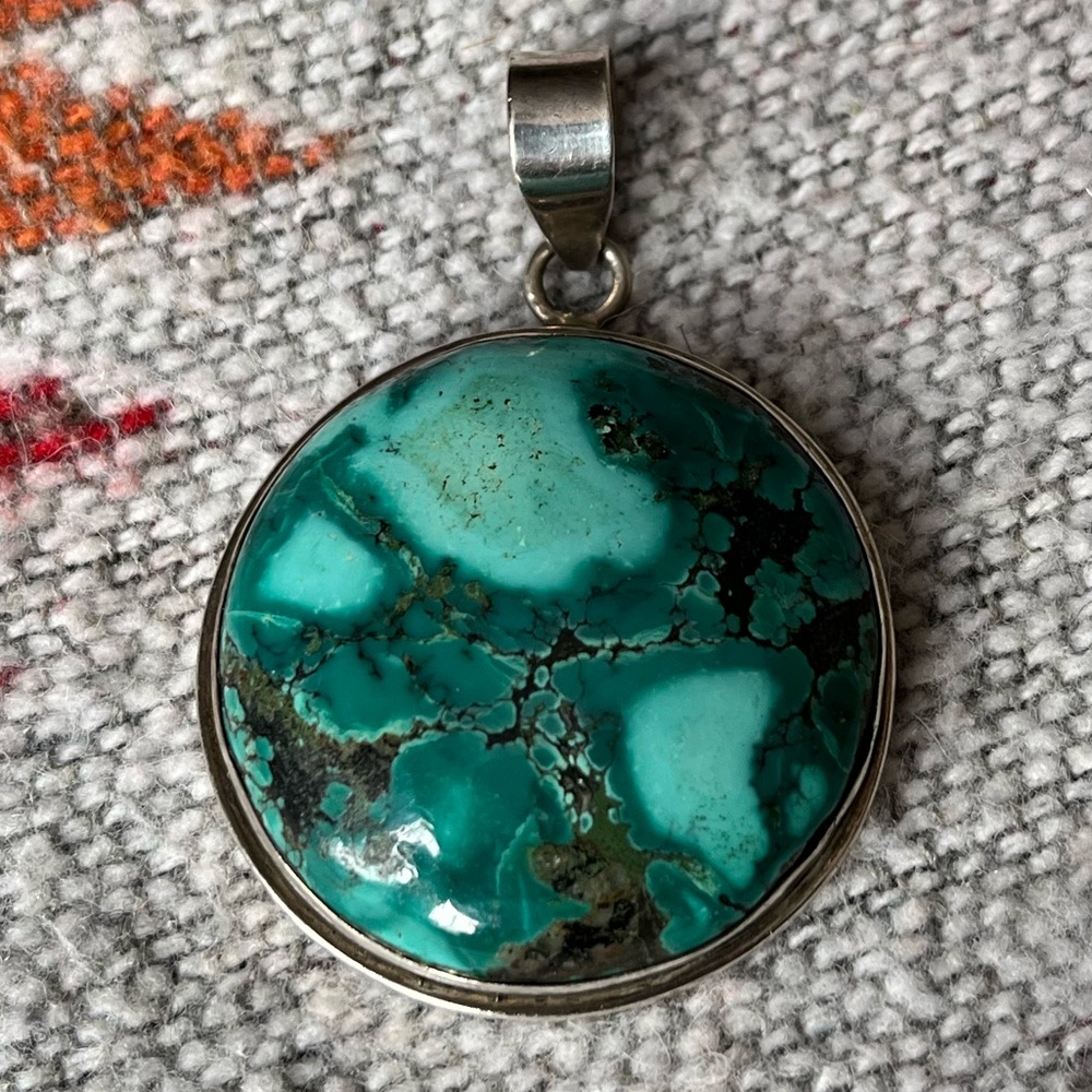 Silver & Turquoise Pendant - Picture 2 of 7